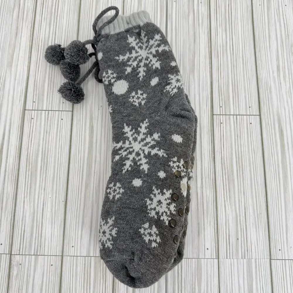 Cozy Hub non skid slipper socks snowflake with pompom winter gray white NEW